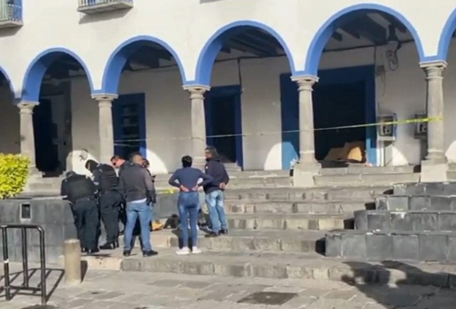 Hallan Cuerpo Sin Vida Frente Al Teatro Principal En Puebla Puebla