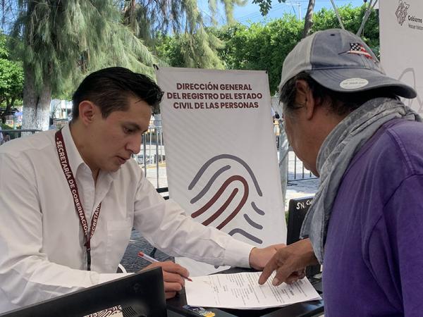 Eficienta gobierno estatal trámites administrativos del Registro Civil