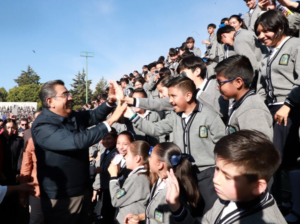 Gobierno estatal, aliado de la educación y del desarrollo integral de estudiantes: Sergio Salomón