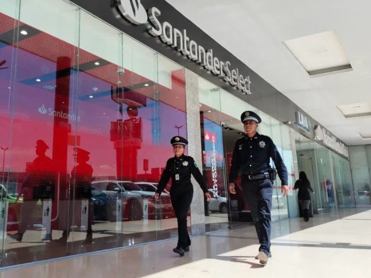 Emite policía de San Andrés Cholula recomendaciones de seguridad al utilizar cajeros automáticos