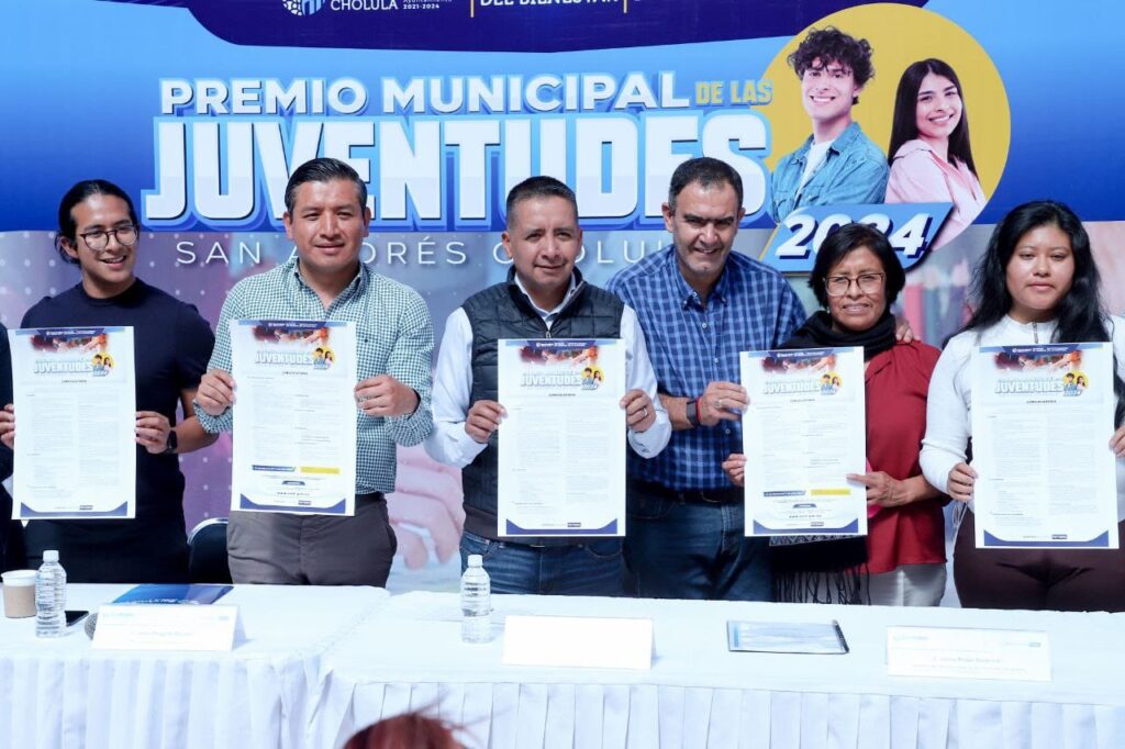 Presenta Mundo Tlatehui convocatoria para el Premio Municipal de las Juventudes 2024