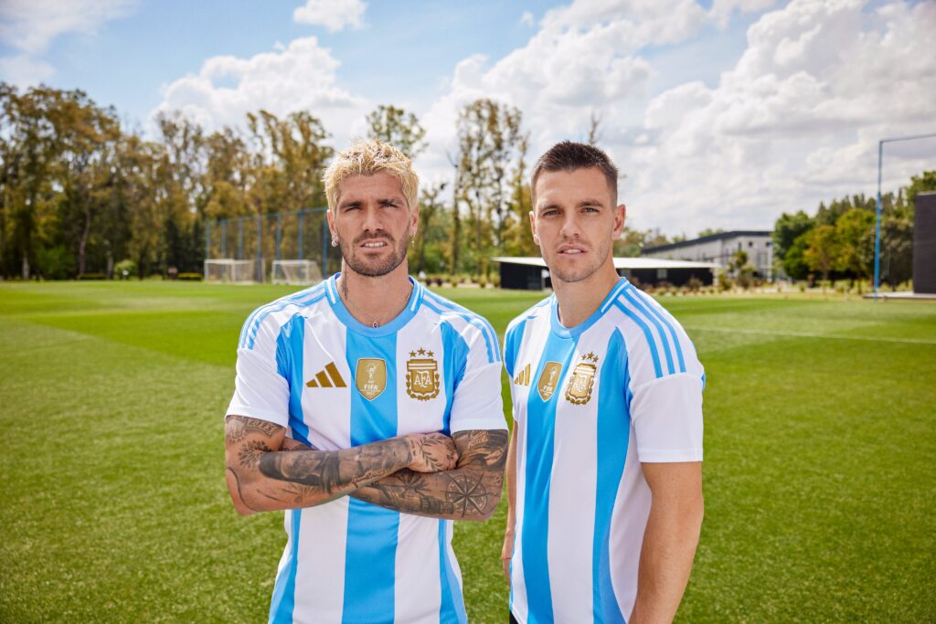 Adidas Presenta los Nuevos Uniformes de la Selección Argentina