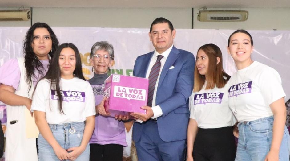 Armenta escucha "La Voz de Todas": herramienta de impulso en Puebla