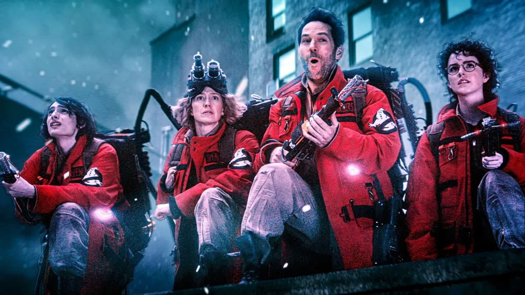 "Ghostbusters: Apocalipsis Fantasma" llega a los cines, expandiendo el legado de los Cazafantasmas