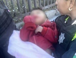 Menor de 2 años abandonado en maleta es rescatado por policías en Puebla
