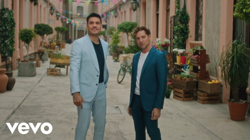 Carlos Rivera y David Bisbal estrenan la canción "Ahora" para recuperar al amor