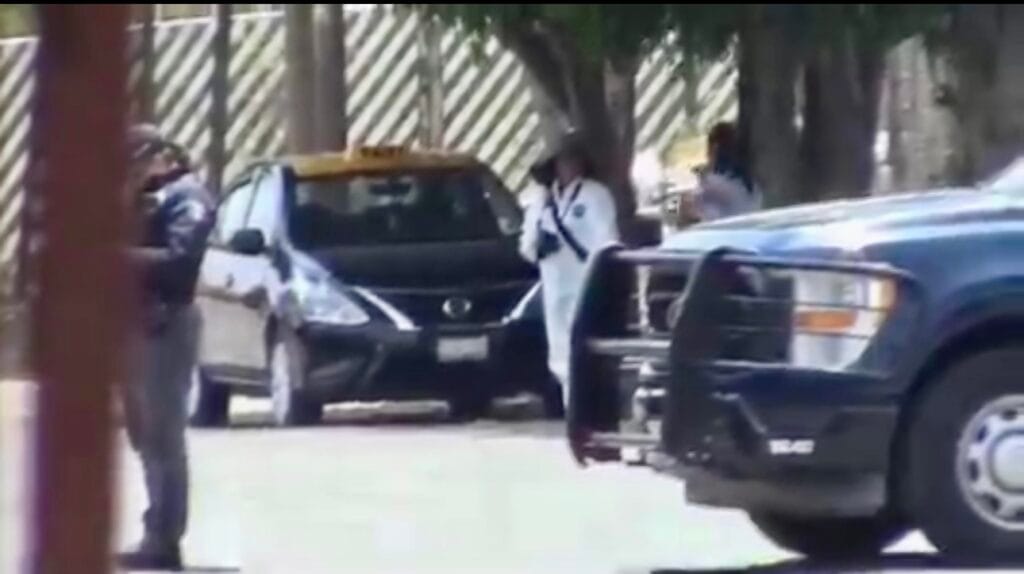 Asesinan a taxista frente al mercado Independencia en Puebla