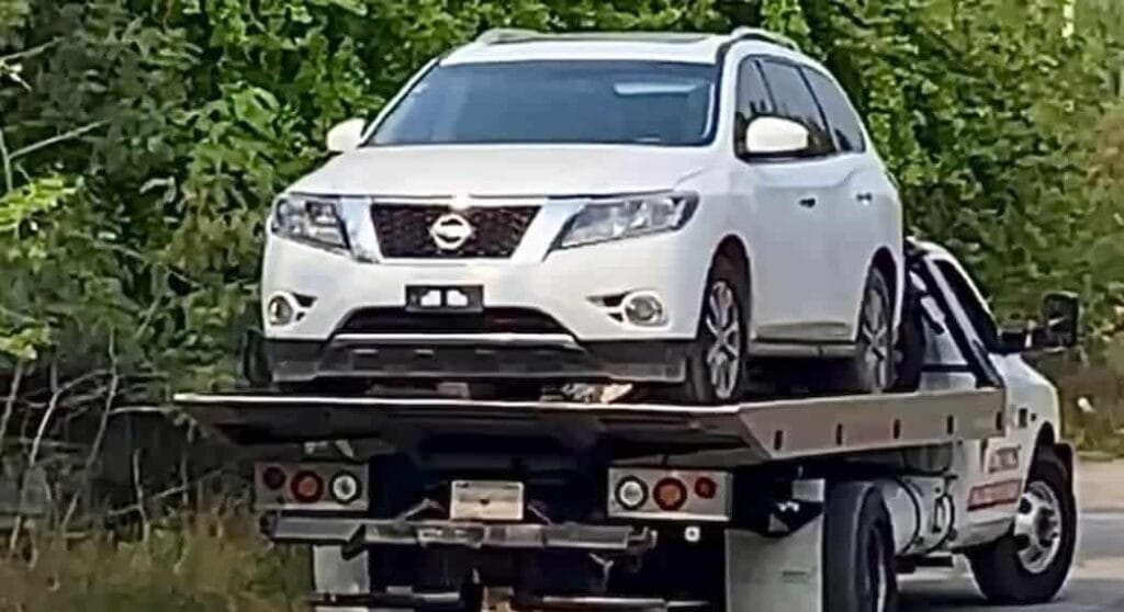 Localizan camioneta de pareja desaparecida en Poza Rica