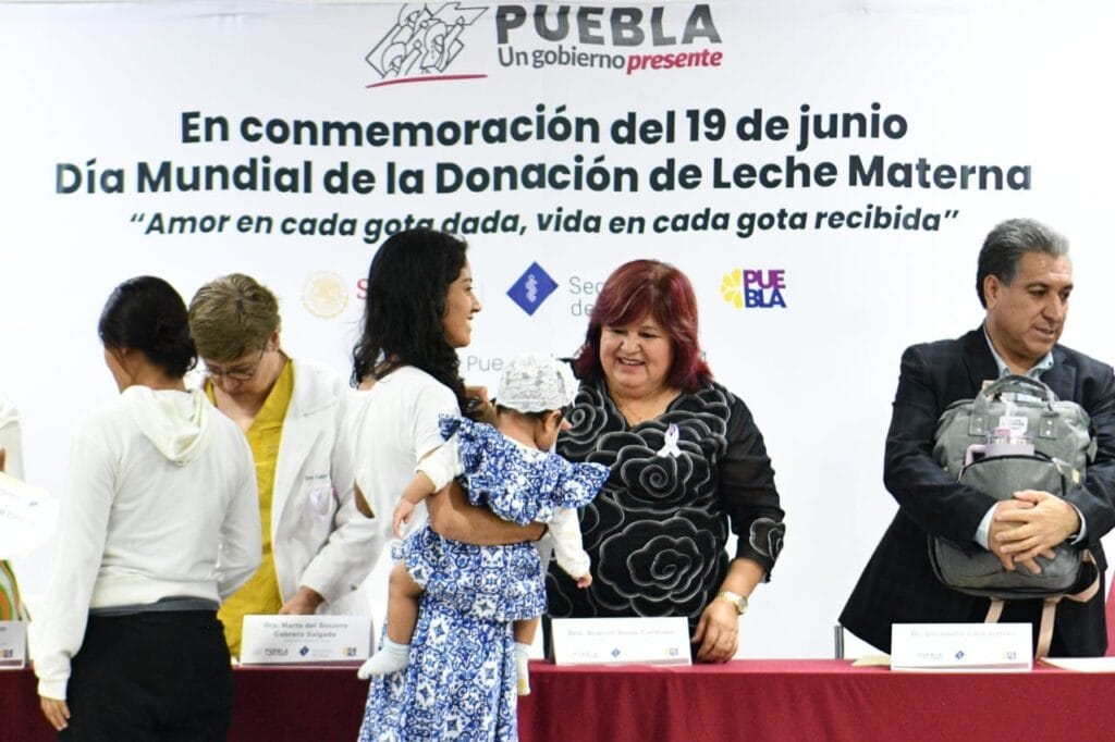 Busca Salud generar conciencia sobre donación de leche materna