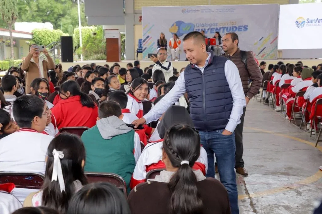 Clausura Mundo Tlatehui diálogos con las juventudes