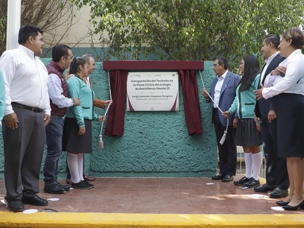 En beneficio de las y los estudiantes, gobierno hace equipo con padres de familia: Sergio Salomón