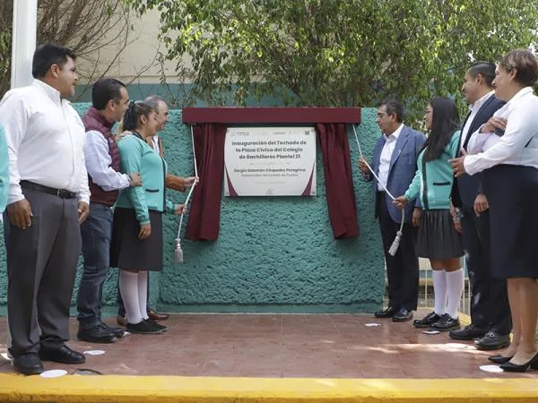 En beneficio de las y los estudiantes, gobierno hace equipo con padres de familia: Sergio Salomón