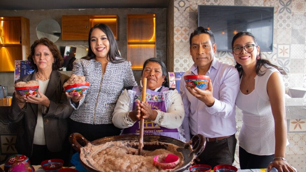 Invita Tonantzin Fernández a la Feria del Cacao 2024