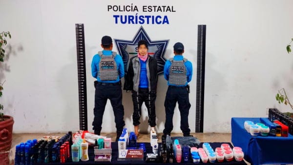 Detiene SSP a hombre por robo a farmacia en el Centro Histórico