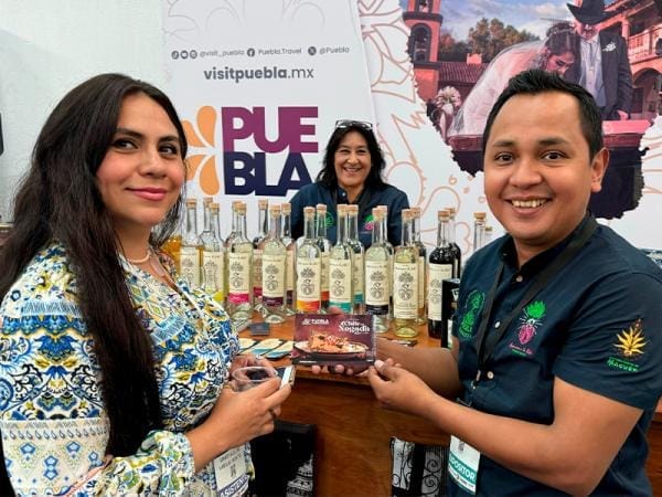 Presenta gobierno de Puebla oferta turística en Congreso de Bodas de Guanajuato