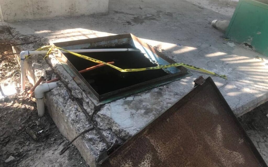 Hombre fallece ahogado en cisterna en Amozoc