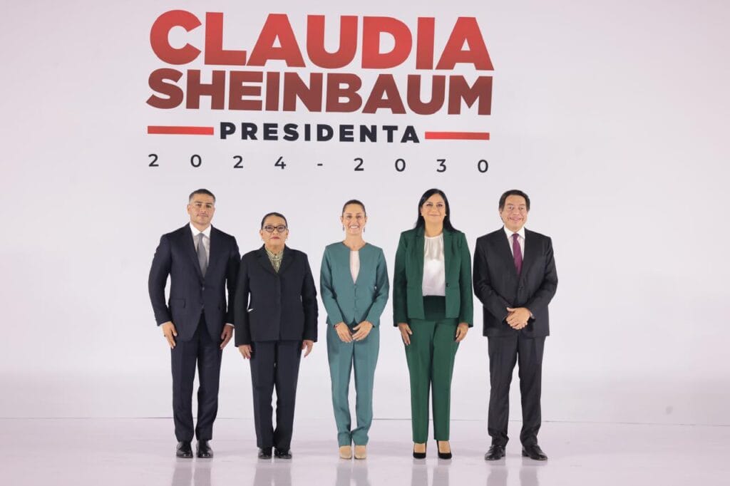 Claudia Sheinbaum presenta nuevos miembros de su gabinete