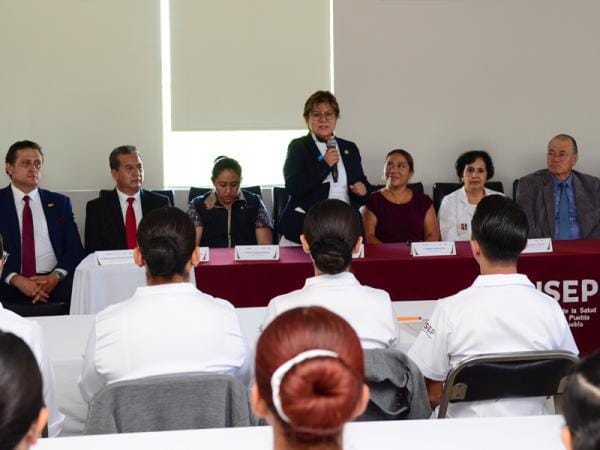 Con servicio social, estudiantes de la USEP refrendan compromiso comunitario
