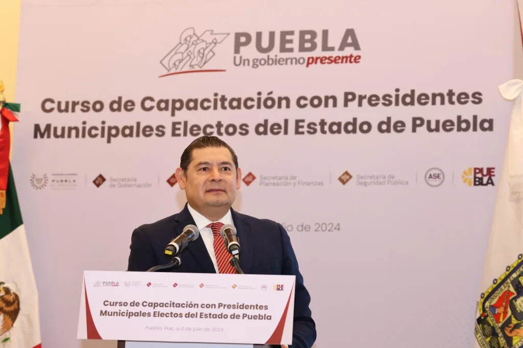 Armenta rescatará el Centro Estatal de Estudios Municipales para fortalecer el respeto a la ley y al marco jurídico