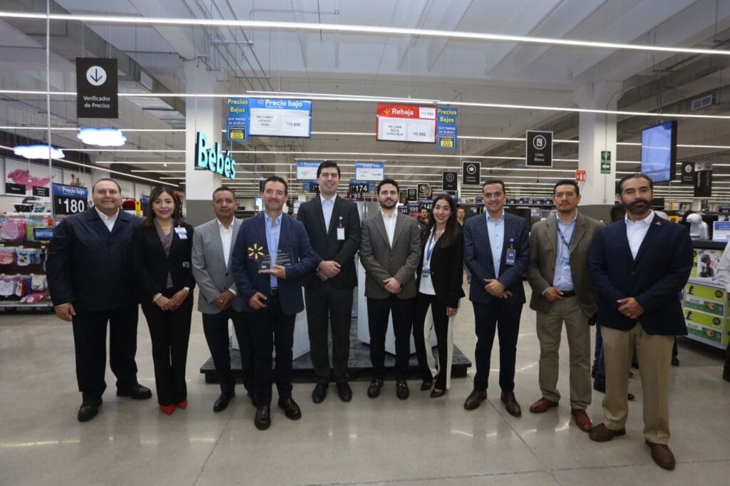 Inauguran Walmart Supercenter Grand Lomas en Puebla