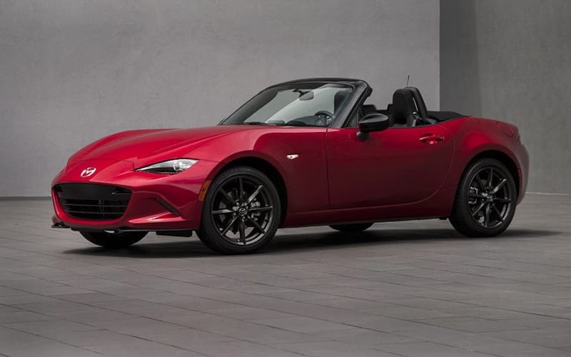 Joven se vuelve viral en TikTok por intentar comprar un Mazda a precio erróneo