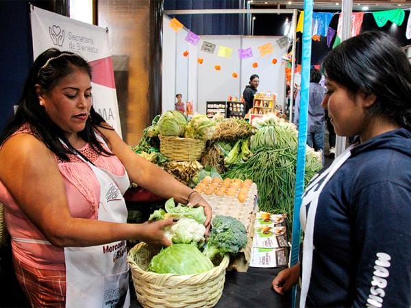 Participan beneficiarios del Programa Integral Alimentario en “Expo Puebla Cooperativa 2024”