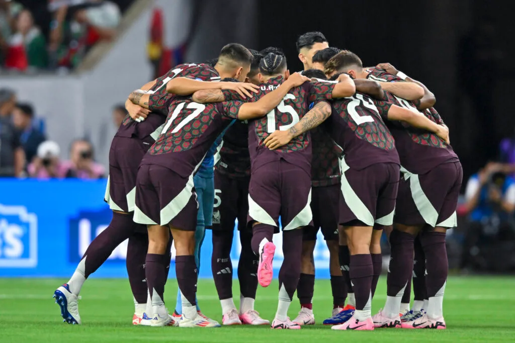 La Selección Mexicana podría enfrentar al Valencia en el Estadio Cuauhtémoc, Puebla