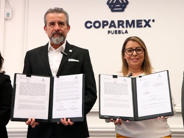 Mediante firma de convenio Gobierno de Puebla impulsa la oferta laboral para las mujeres