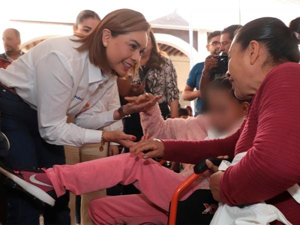 Mejora SEDIF calidad de vida de personas con discapacidad, entrega aparatos ortopédicos