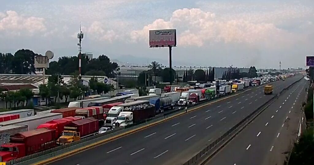 El CCE Puebla exige solución a bloqueos en la autopista México-Puebla