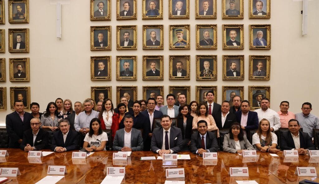Políticas públicas con eficacia y eficiencia promueve Alejandro Armenta