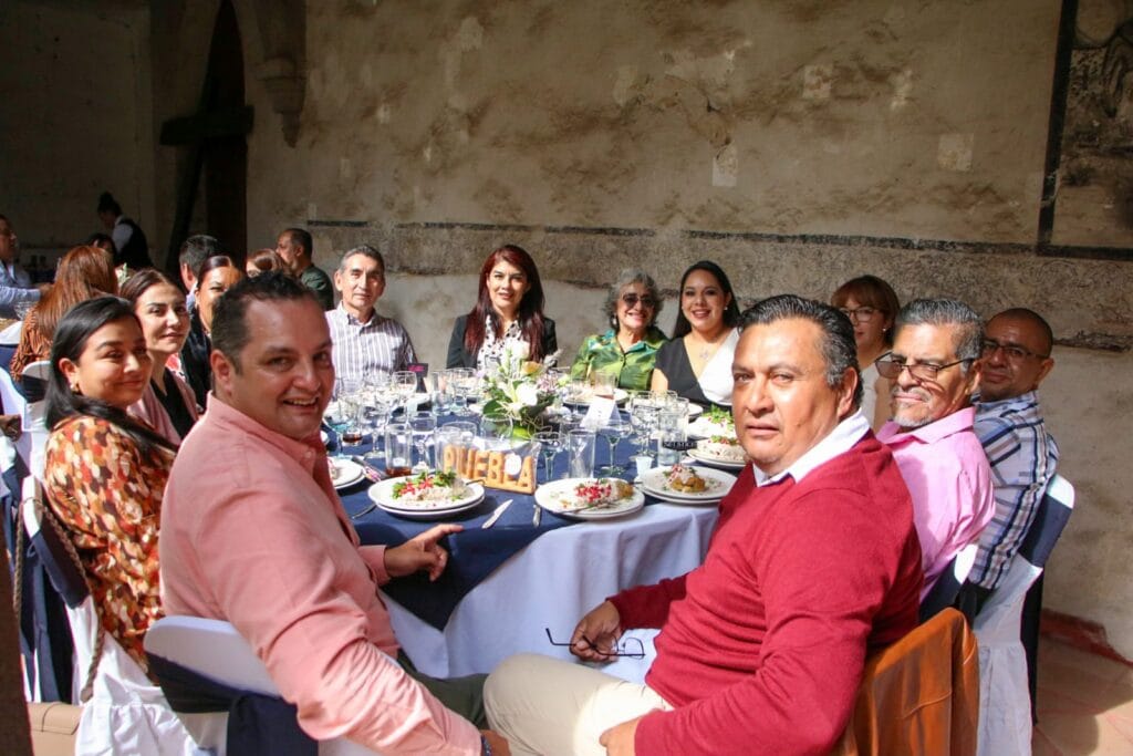 Realizan “Comida con Causa” para restaurar el Convento de San Gabriel en Cholula