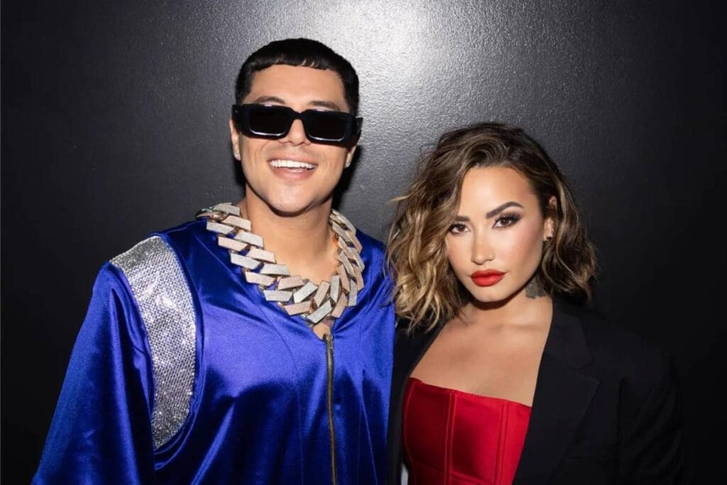 Grupo Firme y Demi Lovato sorprenden con nuevo sencillo "Chula"