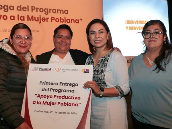 Realiza SEDIF primera entrega del Programa “Apoyo Productivo a la Mujer Poblana”