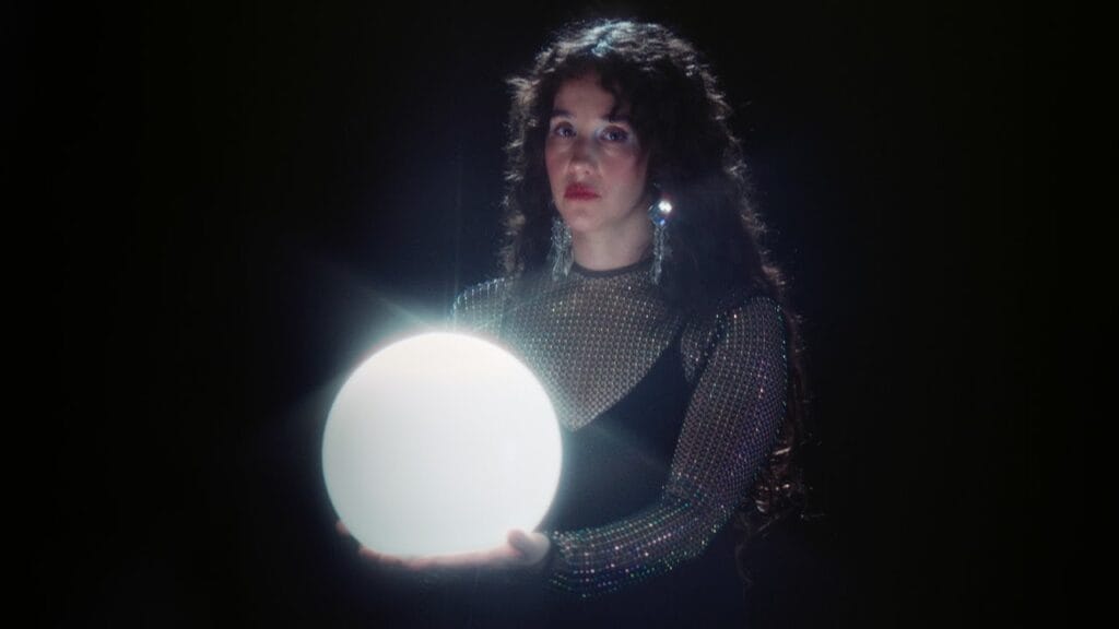 Ximena Sariñana lanza nuevo EP "Ojos Diamante" con sencillo homónimo y video oficial