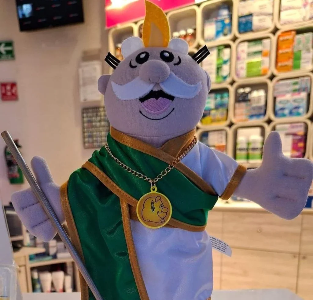 Lanzan peluche Dr. Simi en honor a San Judas Tadeo: Un Tributo a la Fe