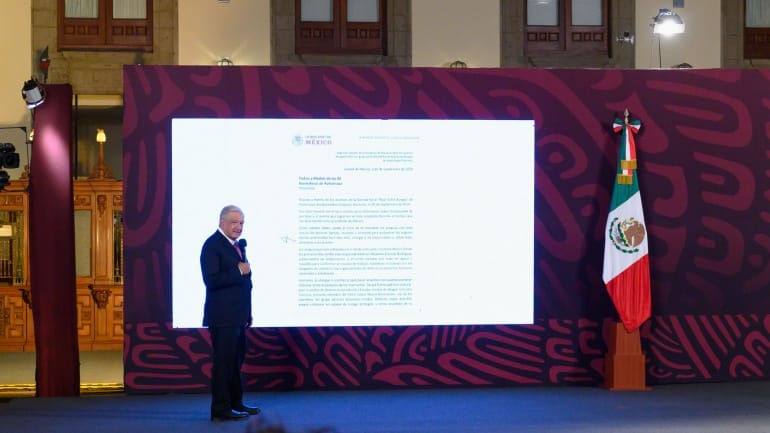 AMLO expone en carta a familiares de normalistas de Ayotzinapa acciones del Gobierno de la 4T para encontrarlos