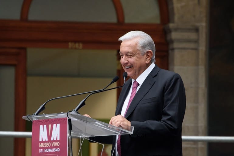 AMLO inaugura Museo Vivo del Muralismo en sede de la SEP