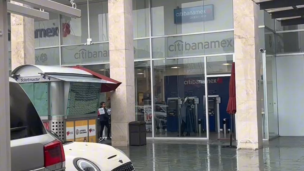 Asalto a cuentahabiente en banco de San Andrés Cholula: Se activa investigación