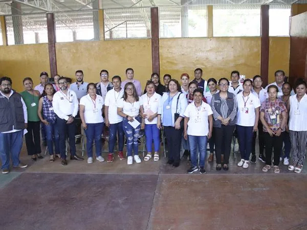 Conforma Salud brigadas de voluntarios entre la comunidad para combatir el dengue