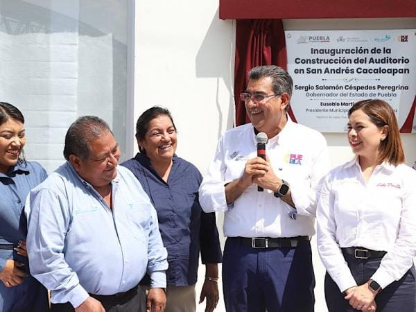 El gobernador Sergio Salomón inauguró la construcción del Auditorio de San Andrés Cacaloapan