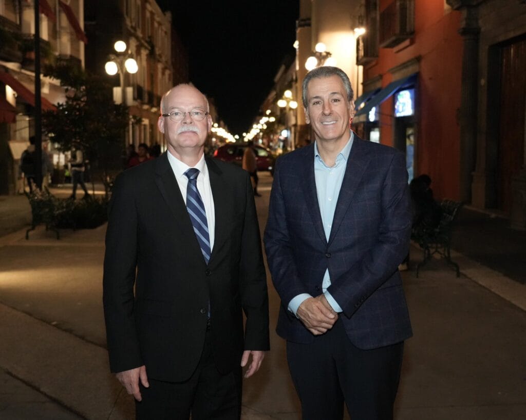 Embajador de Alemania recorre Puebla junto al alcalde Pepe Chedraui