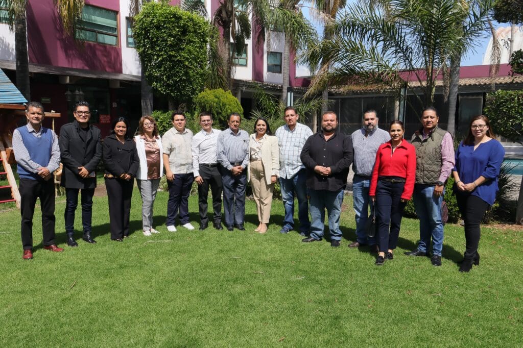 Se reúne Gobierno de Cholula con el Cluster Económico Cultural y Turístico de Cholula A.C.