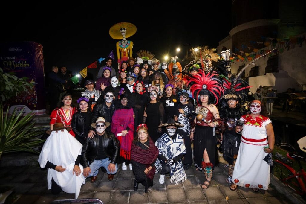 San Andrés Cholula vive la tradición con el carnaval "Un viaje al Mictlán"