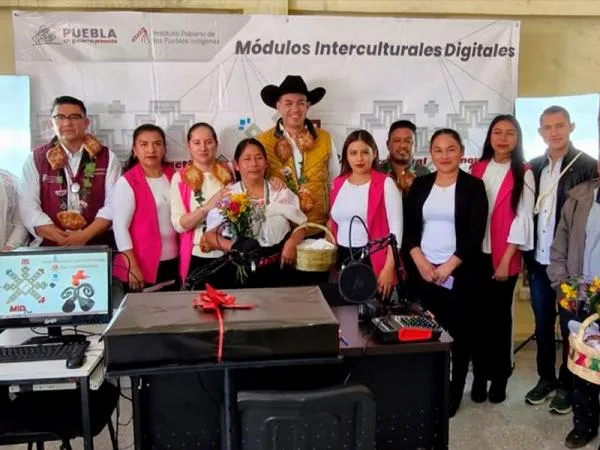Abre gobierno estatal Módulos Interculturales Digitales para los pueblos nahua y ngiva