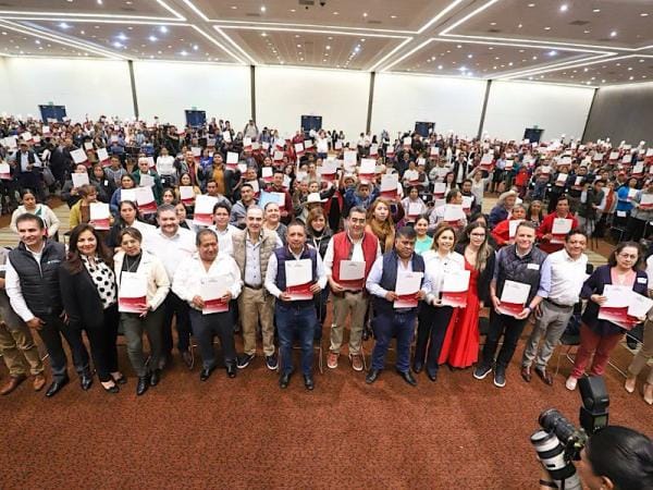 Entrega gobierno estatal más de 1,500 títulos de propiedad; garantiza certeza jurídica