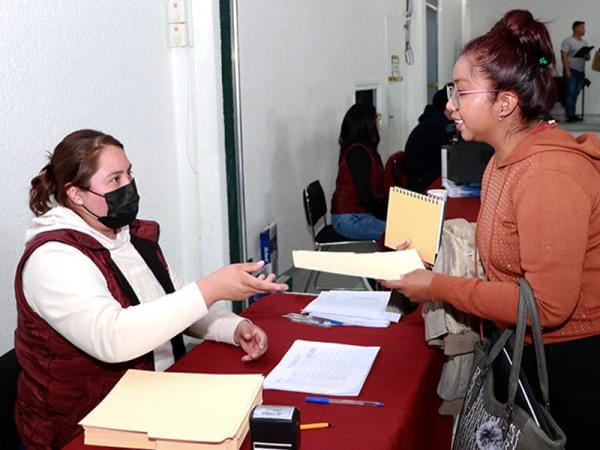 Asigna SEP 559 plazas definitivas y temporales para docentes