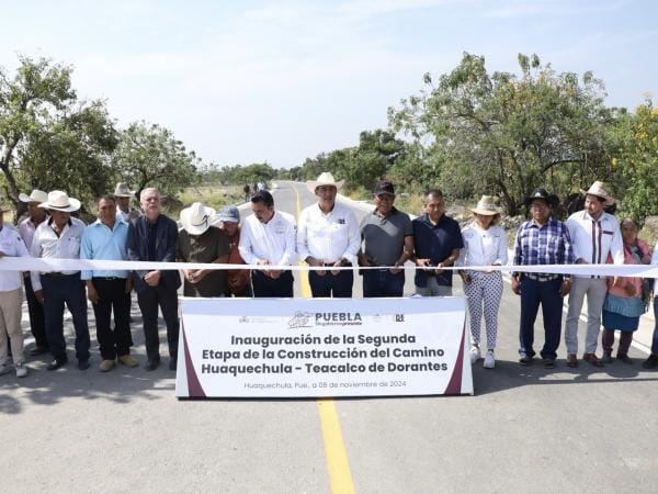 Inaugura Sergio Salomón obras carreteras en Xochiltepec, Huaquechula y Tochimiltzingo