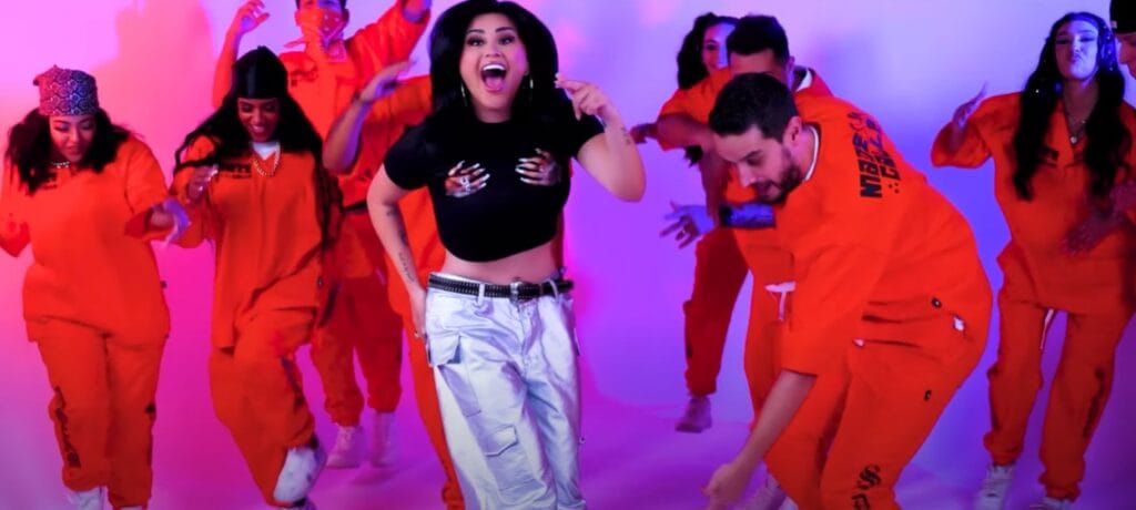 Gomita lanza explosiva canción con Adrián Marcelo y apunta a sus excompañeras de “La Casa de los Famosos México”