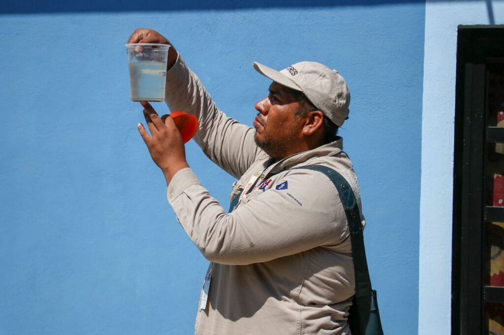 Concentran cinco municipios de Puebla el 60.4% de casos de dengue: Salud